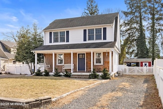 218 Cooper Rd, Red Bank, NJ 07701