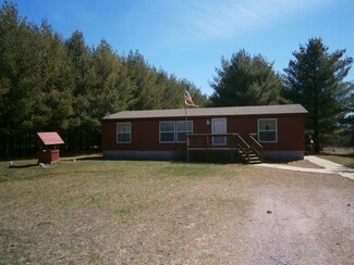 W8775 Ember Ave, Oxford, WI 53952