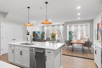 5322 94th Ln N, Brooklyn Park, MN 55443