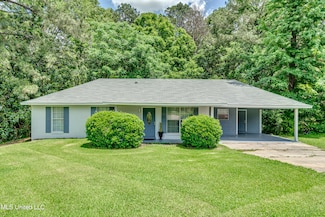148 Thousand Oaks Cir, Jackson, MS 39212