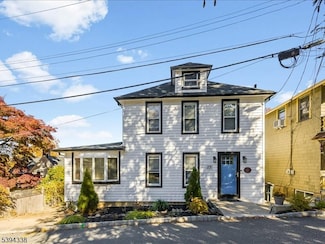 29 Whitfield Place, Mount Tabor, NJ 07878