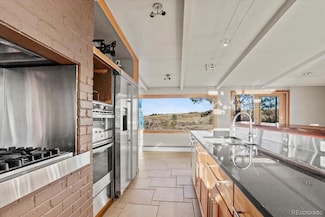 428 N Perry Park Rd, Sedalia, CO 80135