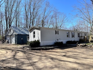 139 Long Swamp Rd, Lebanon, ME 04027