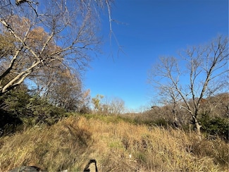 4816 Blue Ridge Cutoff, Raytown, MO 64133