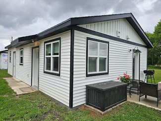 201 10th Ave SE, Pipestone, MN 56164