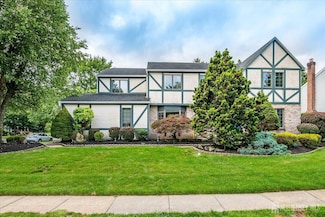 1 Hamilton Ct, Kendall Park, NJ 08824