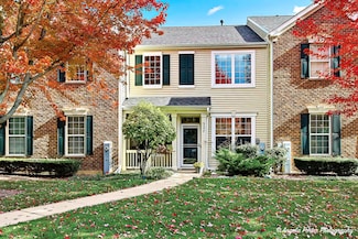 327 S Litchfield Dr, Round Lake, IL 60073