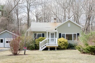 39 Bancroft Rd, Holden, MA 01520