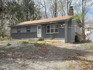 4506 Briarcliff Te Terrace, Tobyhanna, PA 18466