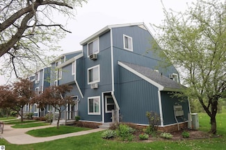 5737 Hilltop Way Unit 17, Williamsburg, MI 49690