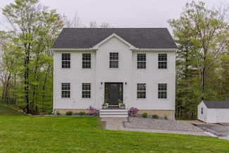 27 Kelmar Dr, Rochester, NH 03867