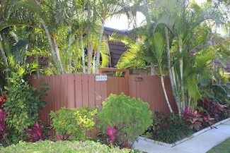 3974 Carolina Dr Unit 203, Lake Worth, FL 33461