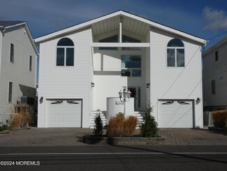 1386 Paul Blvd, Manahawkin, NJ 08050