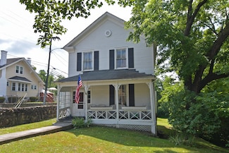 114 Drewery Ave, White Sulphur Springs, WV 24986