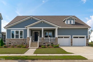 425 Chickasaw Plum Dr, Holly Springs, NC 27540