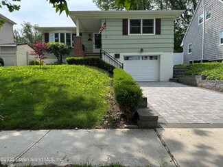 126 Craig Ave, Staten Island, NY 10307
