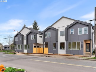 8049 SE 72nd Ave Unit 2, Portland, OR 97206