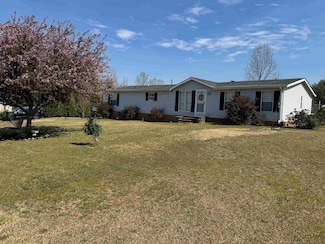 391 Monroe Bruce Farm Rd, Campobello, SC 29322