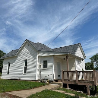 121 S Low St, Frankford, MO 63441
