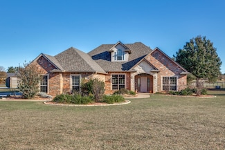 2300 E Emerald Bend Ct, Granbury, TX 76049