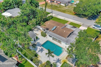 2708 NE 1st Ave, Wilton Manors, FL 33334