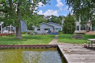 7652 N Hambridge Dr, Monticello, IN 47960