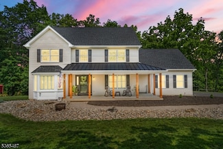 333 Greens Ridge Rd, Stewartsville, NJ 08886