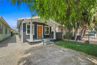 9525 Holmes Ave, Los Angeles, CA 90002