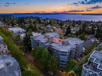 5001 California Ave SW Unit 211, Seattle, WA 98136