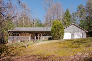 27 Ginsing Point, Pisgah Forest, NC 28768