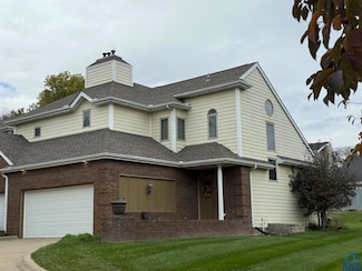 3755 Glen Oaks Blvd Unit 1-4, Sioux City, IA 51104