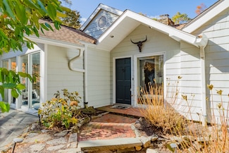 188 Godfrey Rd E, Weston, CT 06883