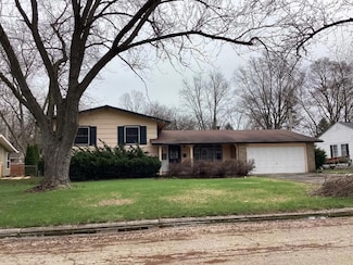 416 S 10th Ct, St. Charles, IL 60174