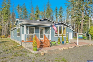 186 Cedar Ln, Gates, OR 97346