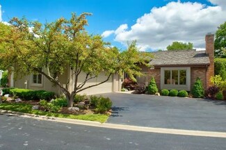 103 Briarwood Cir, Oak Brook, IL 60523