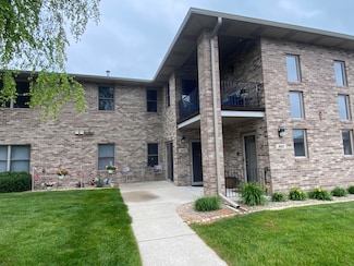 962 Birch Dr Unit 962c, Crown Point, IN 46307