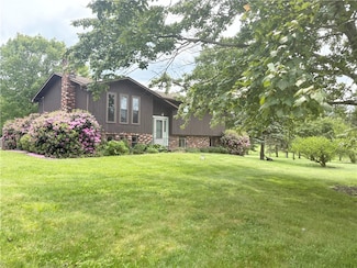 199 Lyon Ln, Harmony, PA 16037