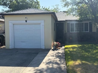 3340 43rd St, Sacramento, CA 95817
