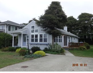 89 Balsam St, Fairhaven, MA 02719