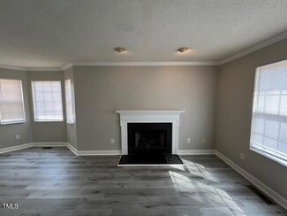 711 Carolina Ave Unit 101, Raleigh, NC 27606