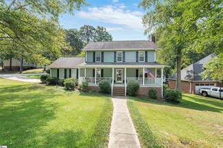 125 Wood Creek Ct, Mauldin, SC 29662