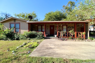 19411 Somerset Rd, Lytle, TX 78052