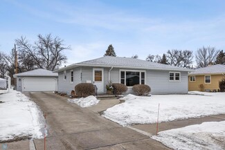 2301 14th St S, Moorhead, MN 56560