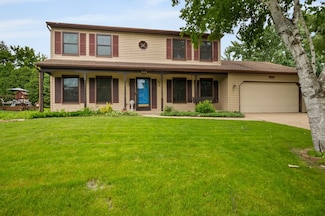 848 Stewart St, Batavia, IL 60510