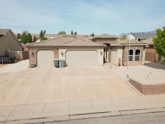972 S Peachtree Dr, Toquerville, UT 84774