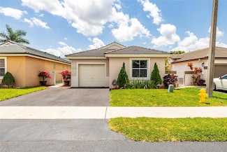 14850 SW 70th Place, Davie, FL 33331