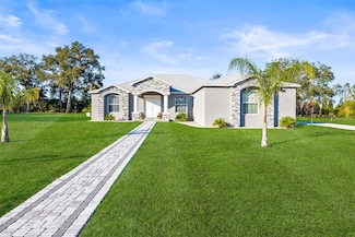 10920 Flint Estates Dr, Thonotosassa, FL 33592