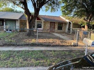 6605 Spring Lark St Unit NCB 15953, San Antonio, TX 78249
