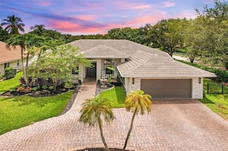 4911 NW 96th Dr, Coral Springs, FL 33076