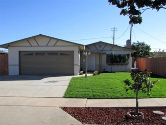 1544 Mariposa Ct, Salinas, CA 93906